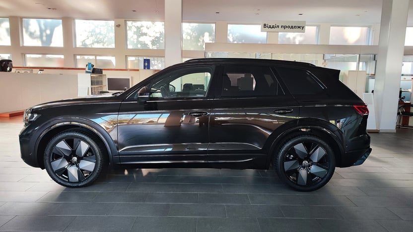 Зображення Touareg R-Line Platinum 3.0 V6 TDI
