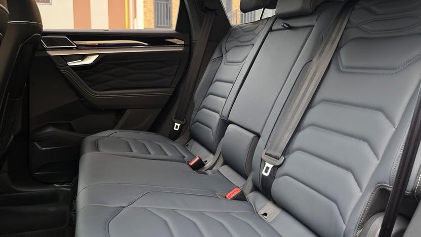 Зображення Touareg R-Line Platinum 3.0 V6 TDI