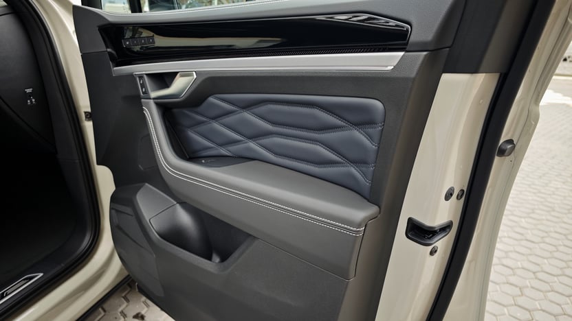Зображення Touareg R-Line Platinum 3.0 V6 TDI