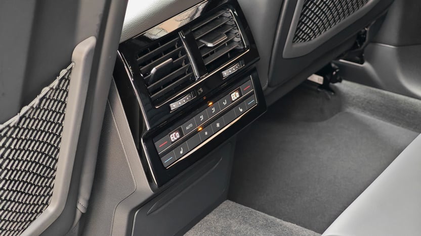 Зображення Touareg R-Line Platinum 3.0 V6 TDI