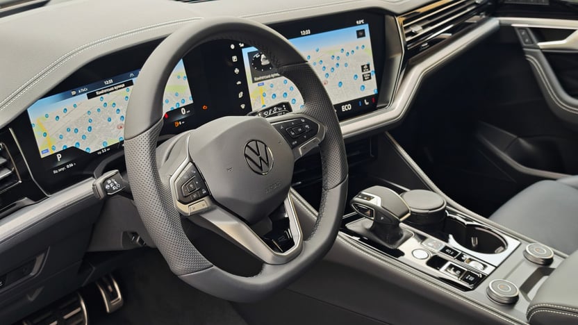 Зображення Touareg R-Line Platinum 3.0 V6 TDI