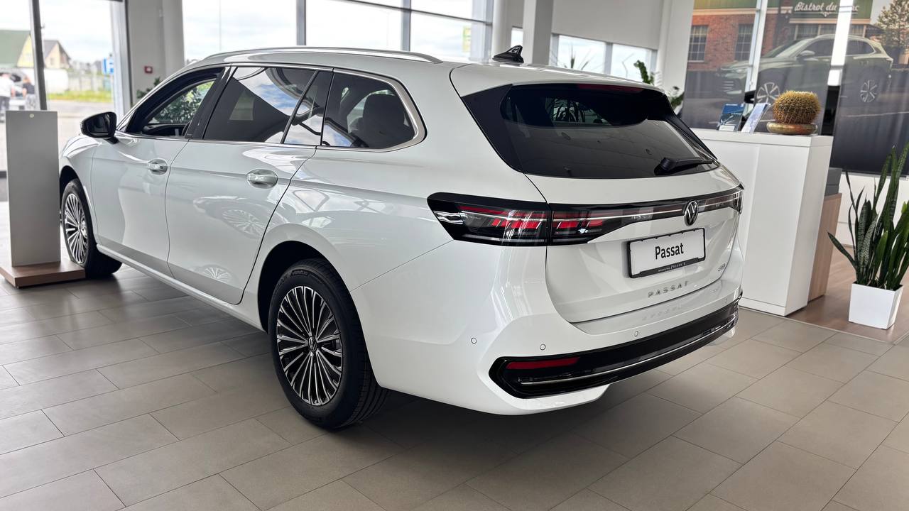Зображення Новий Passat Elegance 1.5 eTSI