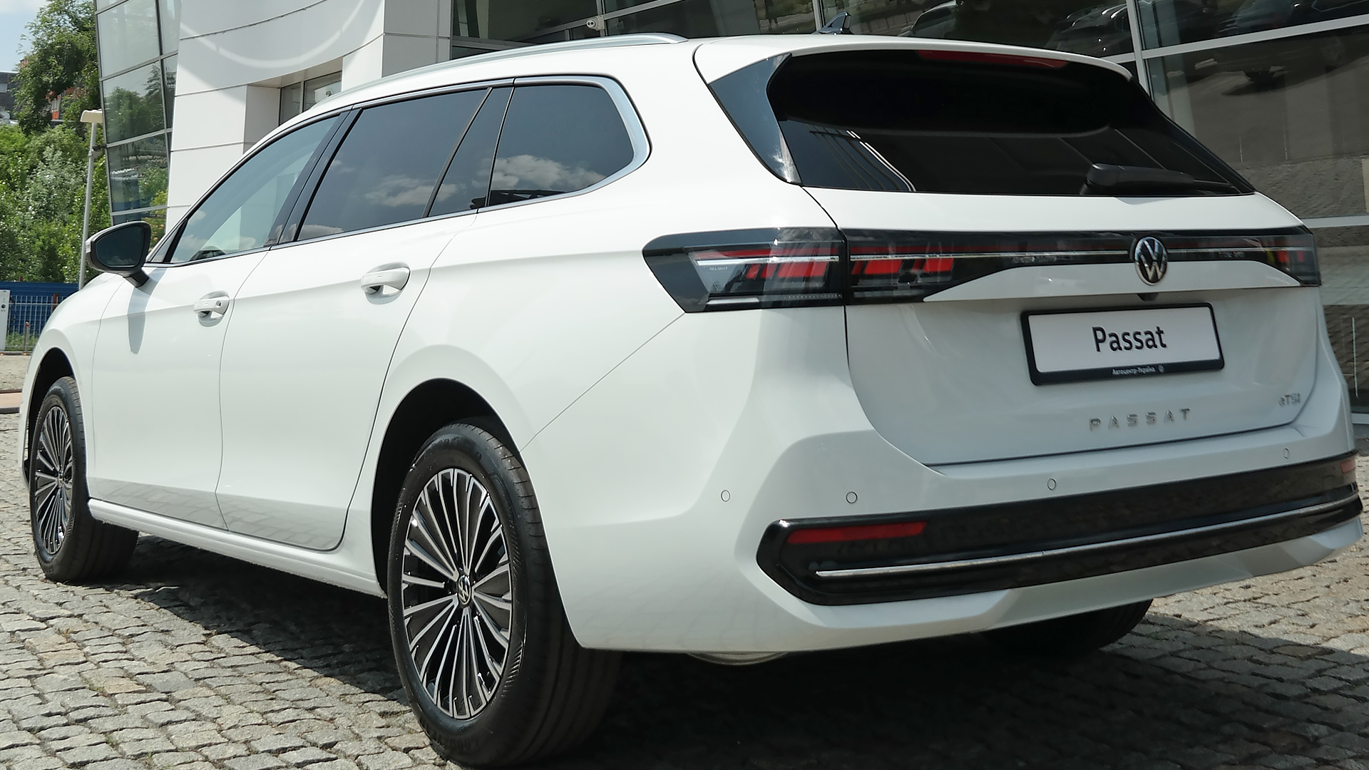 Зображення Новий Passat Elegance 1.5 eTSI