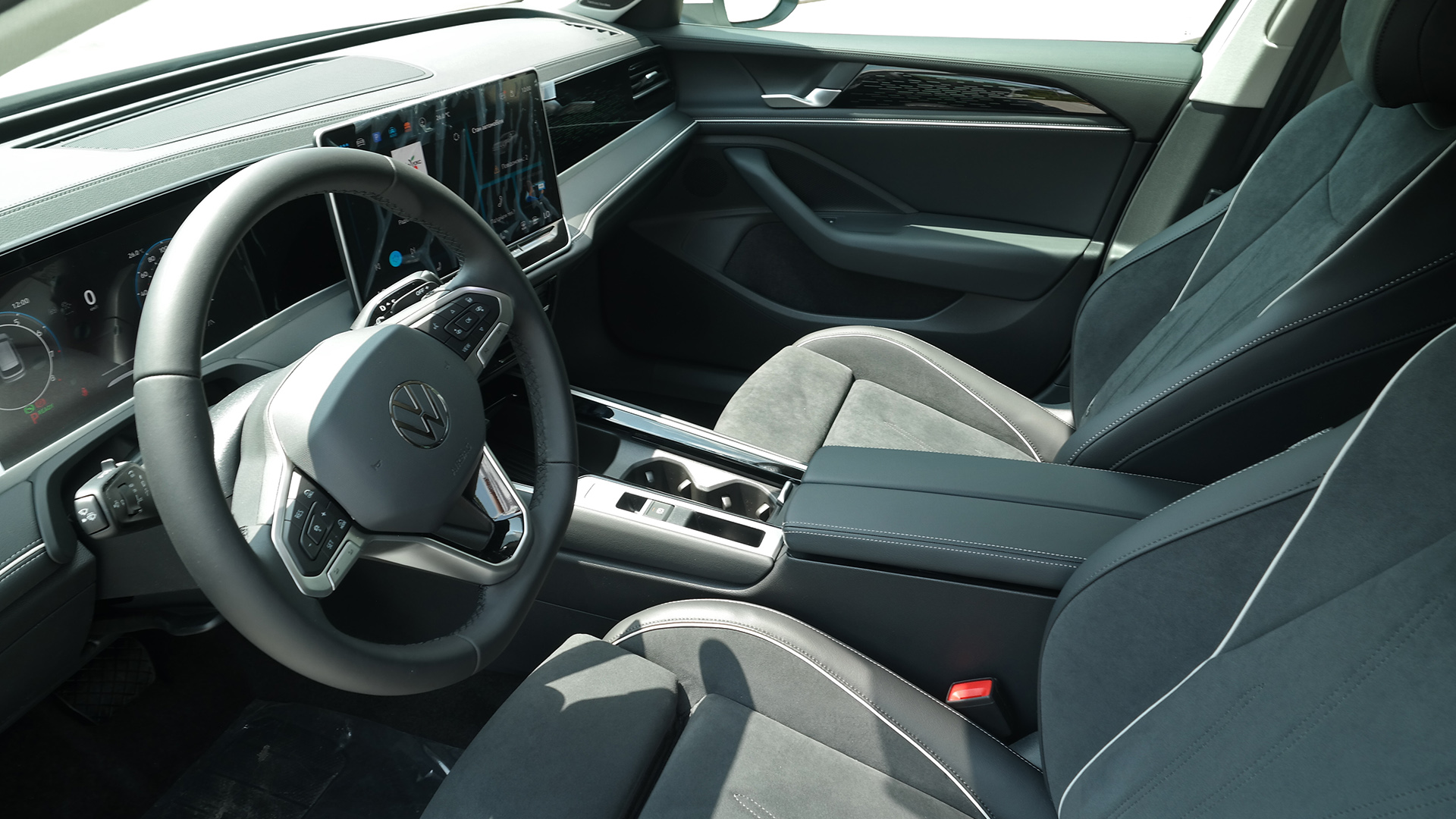 Зображення Новий Passat Elegance 1.5 eTSI