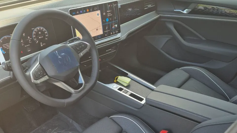 Зображення Новий Passat Elegance 2.0 TDI