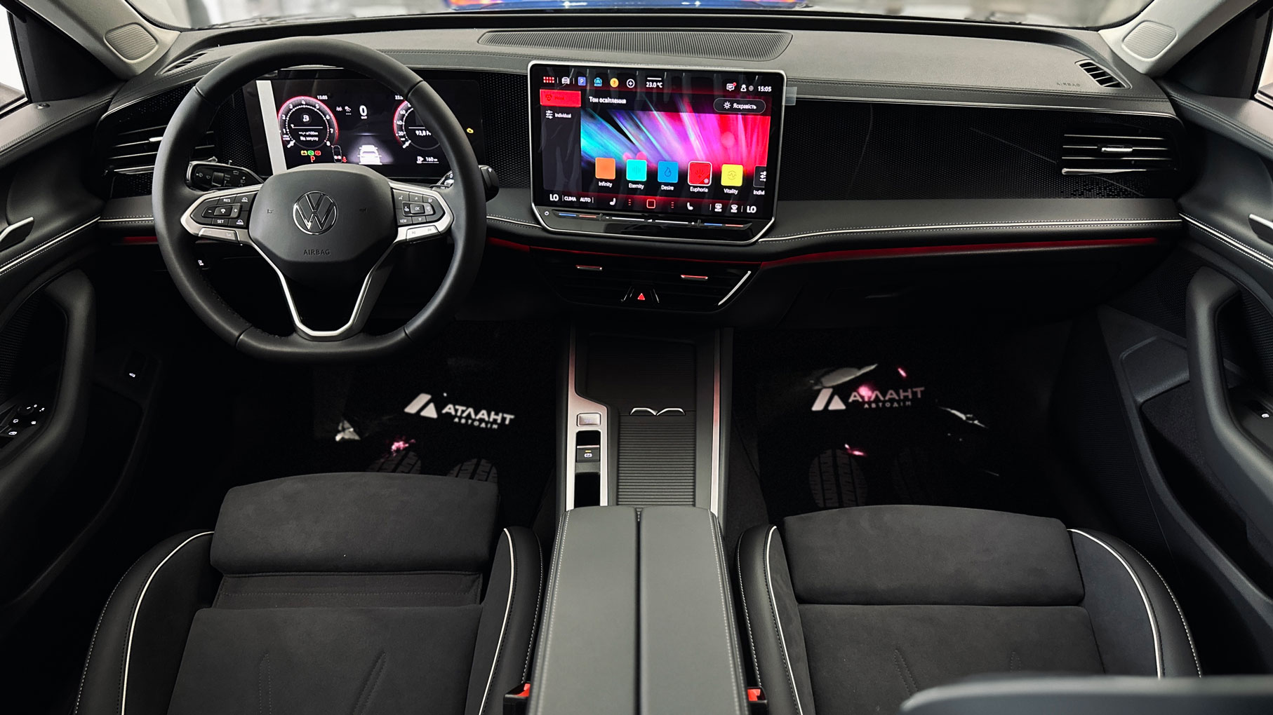 Зображення Новий Passat Business 2.0 TSI