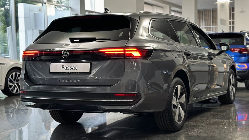 Зображення Новий Passat Business 2.0 TSI