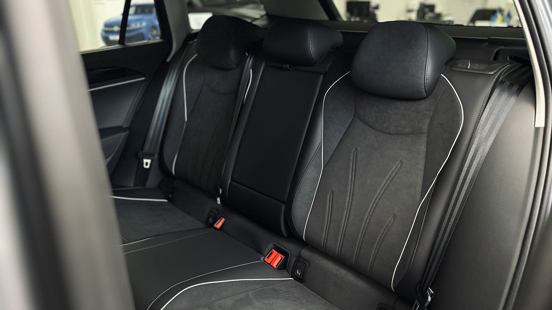 Зображення Новий Passat Business 2.0 TSI