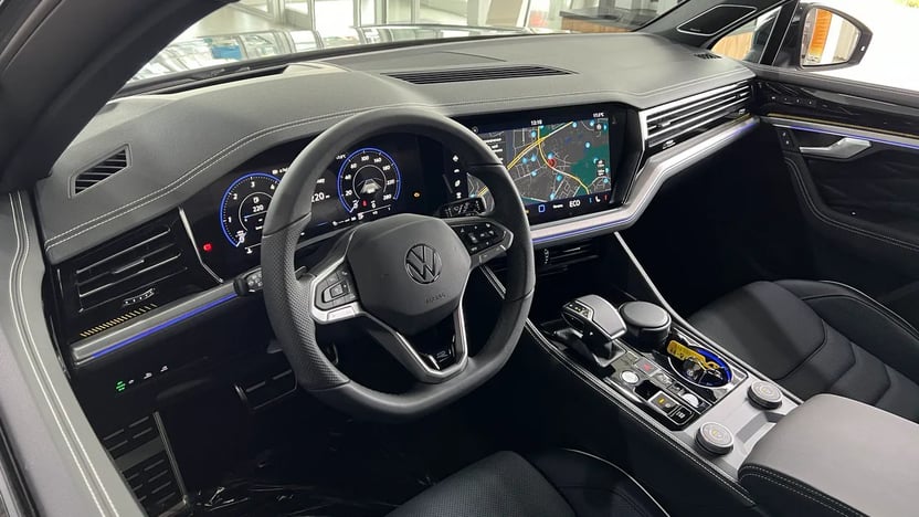 Зображення Touareg R-Line Platinum 3.0 V6 TDI