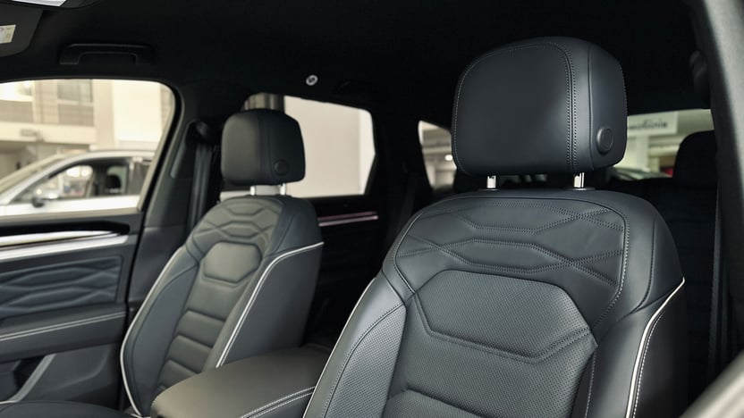 Зображення Touareg R-Line Platinum 3.0 V6 TDI