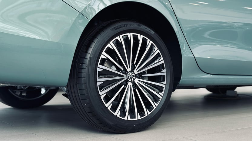 Зображення Новий Passat Elegance 2.0 TSI