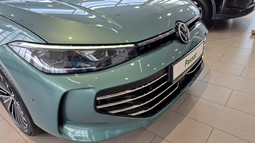 Зображення Новий Passat Elegance 2.0 TSI