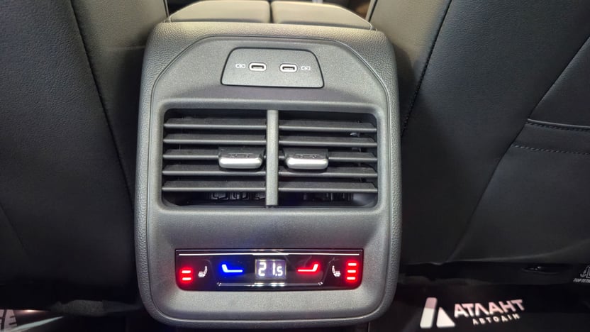 Зображення Новий Passat Elegance 2.0 TSI