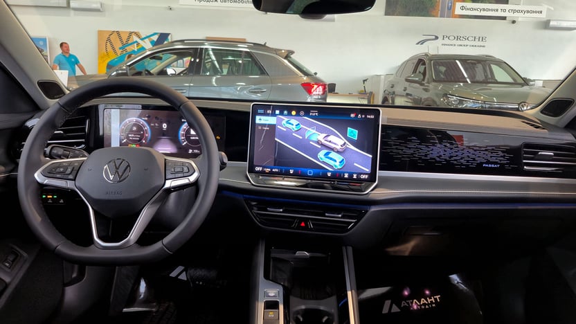 Зображення Новий Passat Elegance 2.0 TSI
