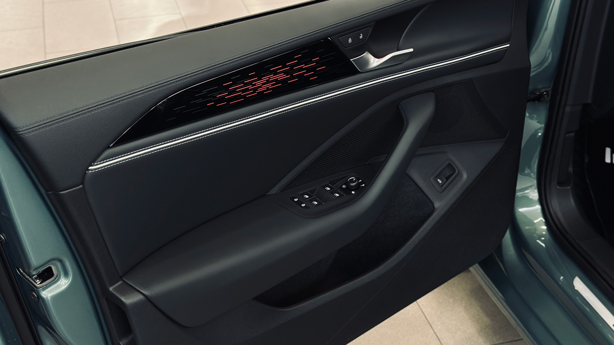 Зображення Новий Passat Elegance 2.0 TSI