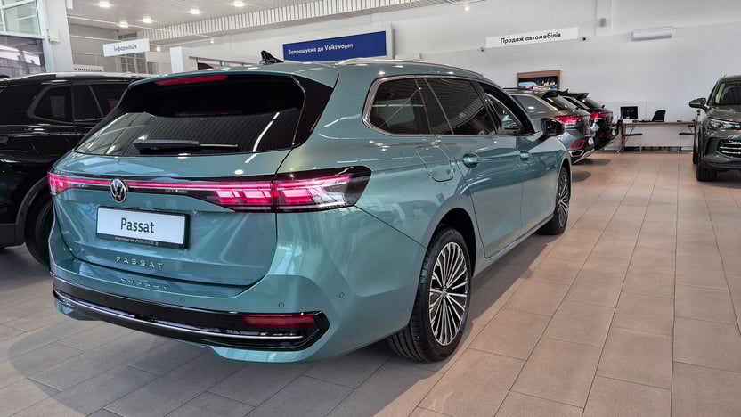 Зображення Новий Passat Elegance 2.0 TSI