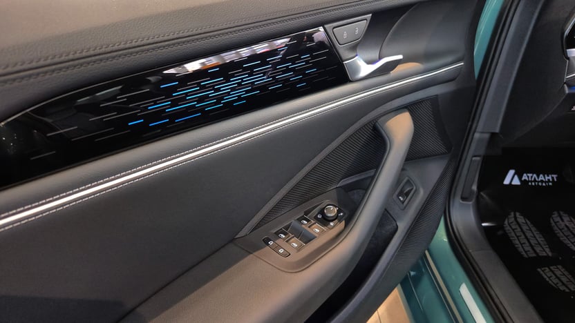 Зображення Новий Passat Elegance 2.0 TSI