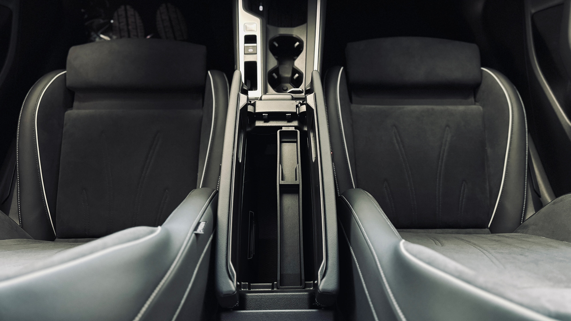 Зображення Новий Passat Business 2.0 TDI