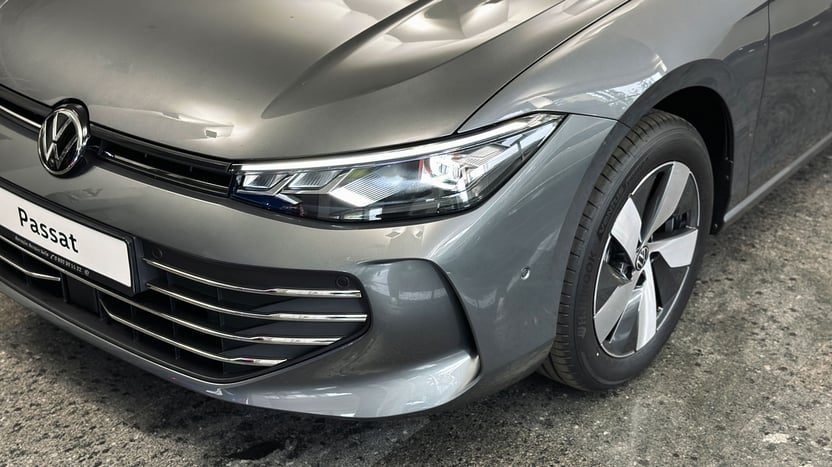 Зображення Новий Passat Business 2.0 TDI