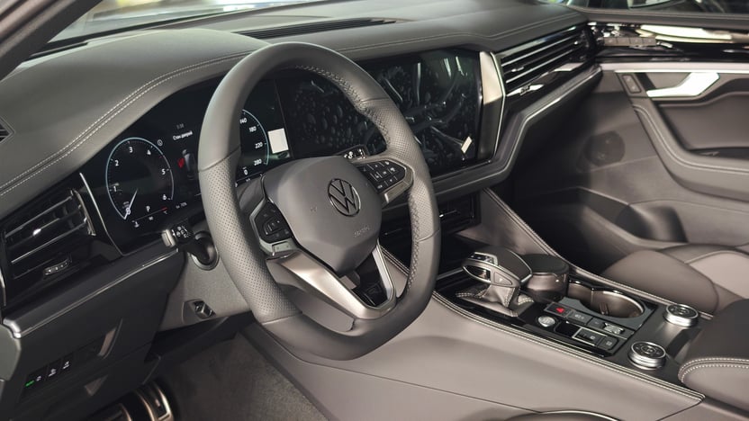 Зображення Touareg R-Line Platinum 3.0 V6 TDI