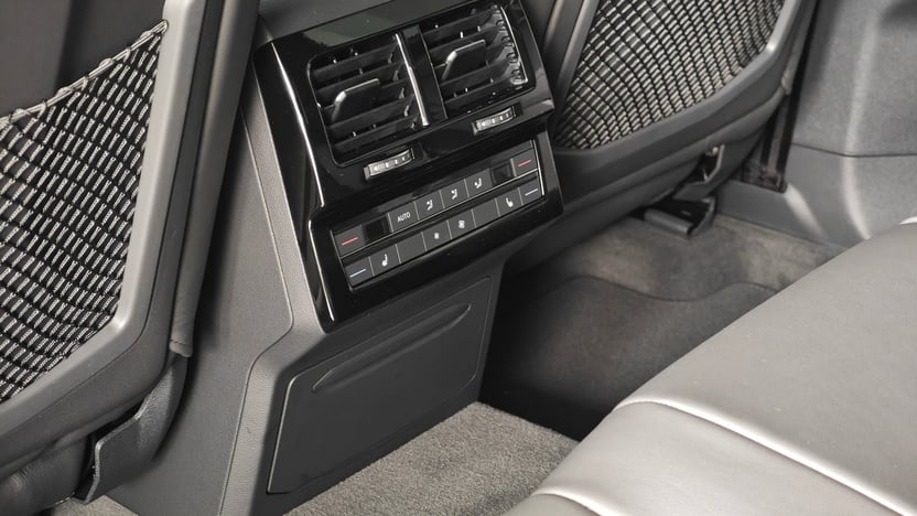 Зображення Touareg R-Line Platinum 3.0 V6 TDI