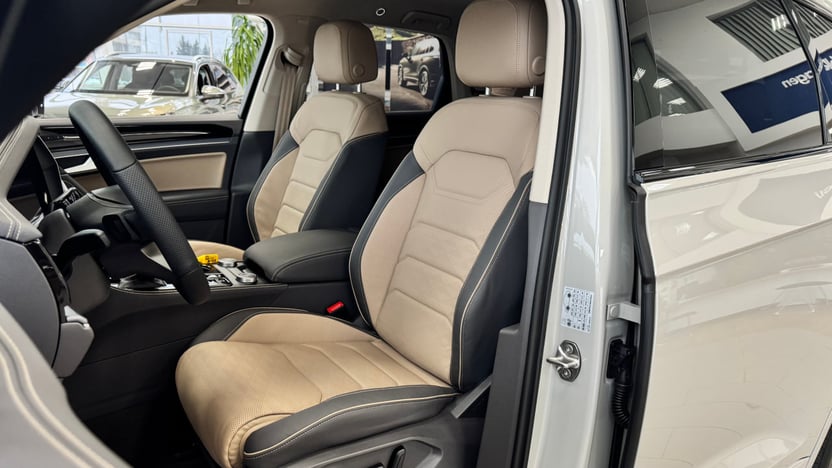 Зображення Touareg R-Line Platinum 3.0 V6 TDI
