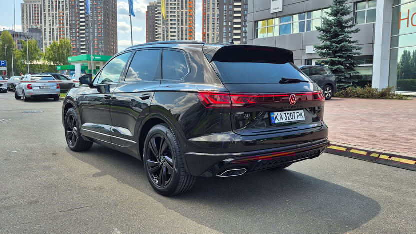 Зображення Touareg R-Line Platinum 3.0 V6 TDI