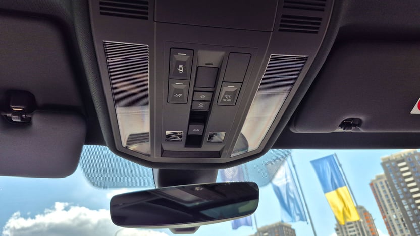 Зображення Touareg R-Line Platinum 3.0 V6 TDI