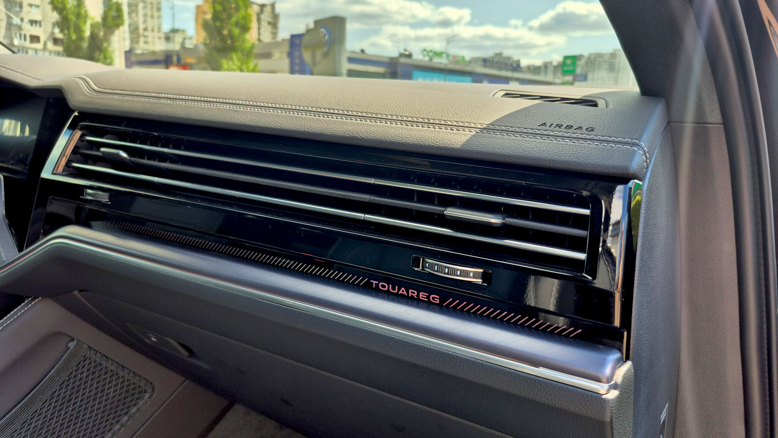 Зображення Touareg R-Line Platinum 3.0 V6 TDI