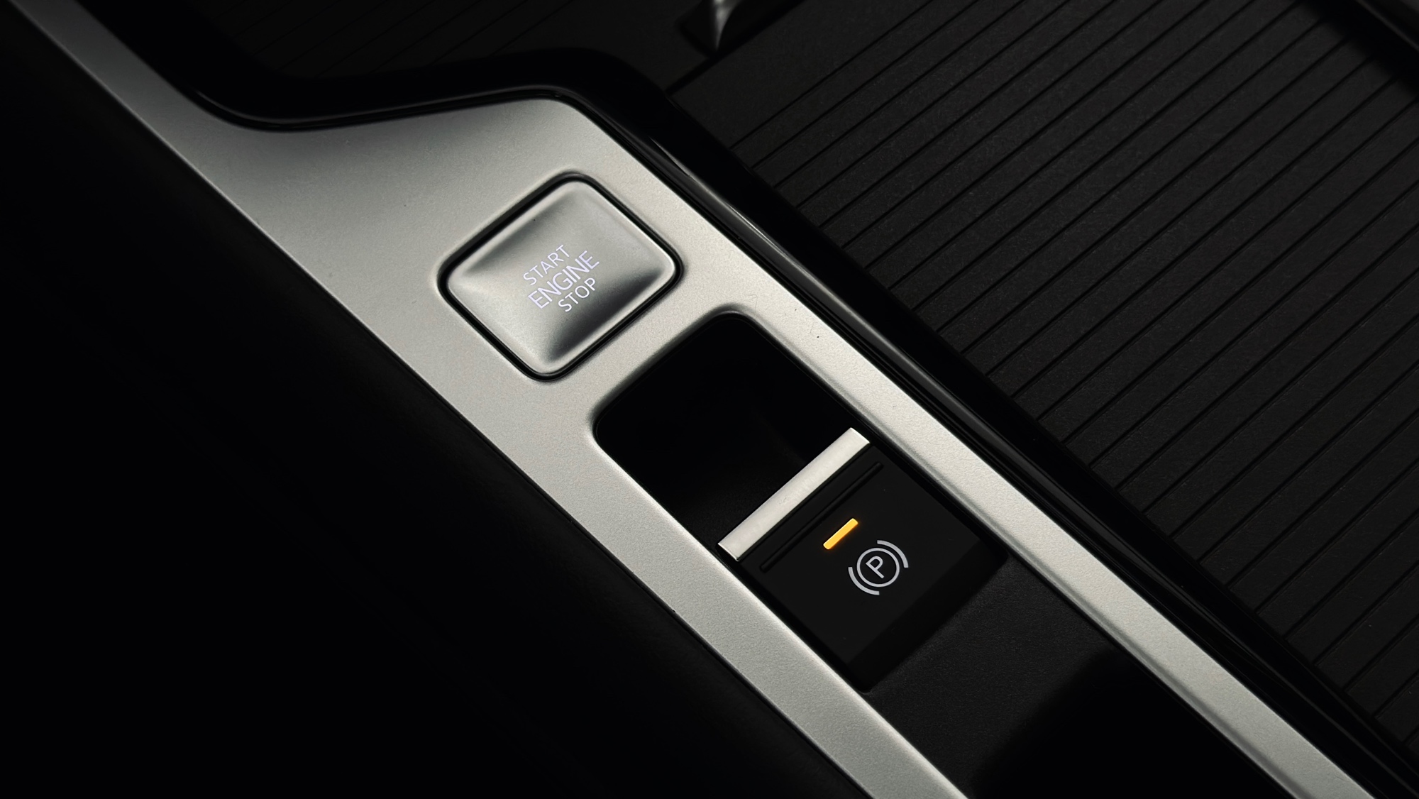 Зображення Новий Passat Elegance 1.5 eTSI