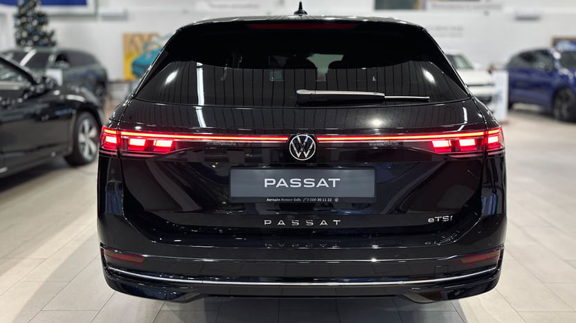 Зображення Новий Passat Elegance 1.5 eTSI