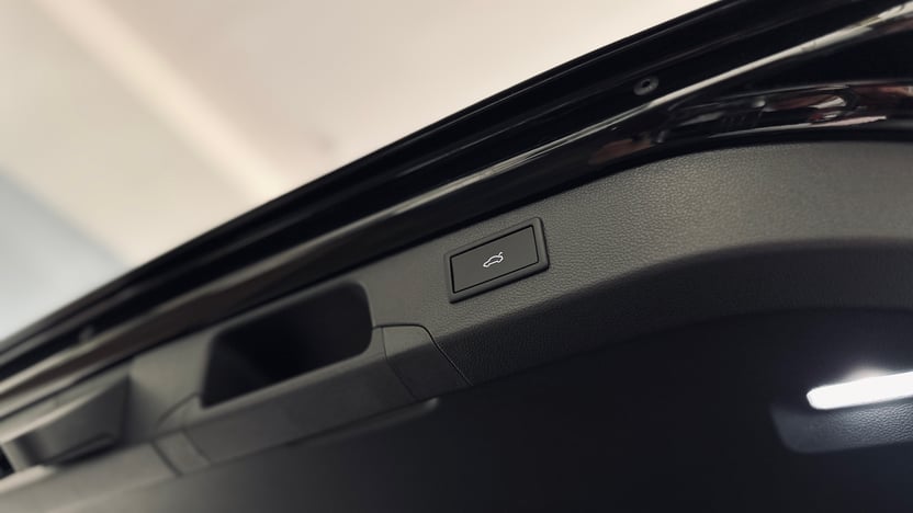 Зображення Новий Passat Elegance 1.5 eTSI