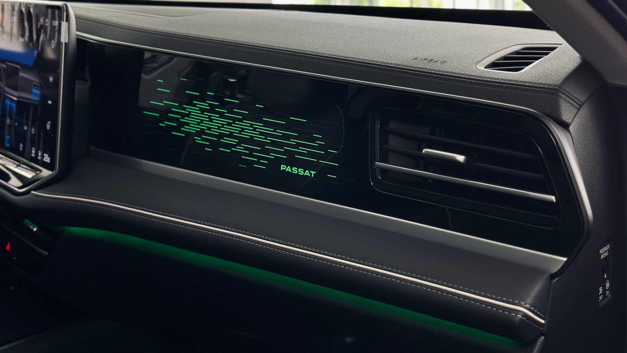 Зображення Новий Passat Elegance 1.5 eTSI