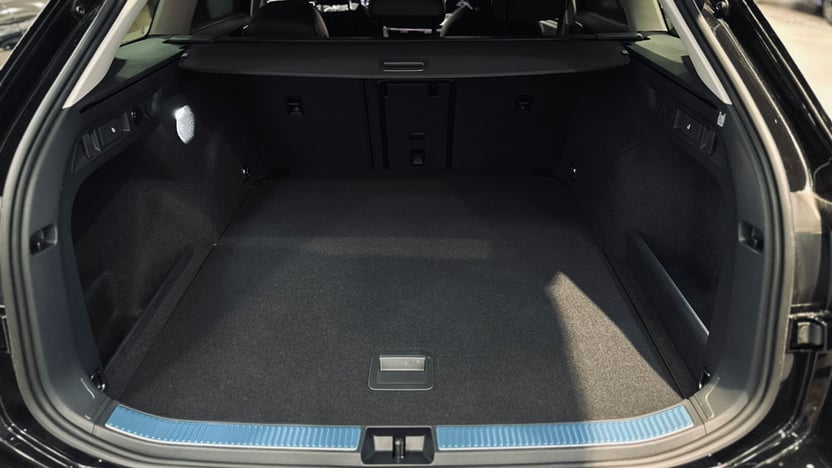 Зображення Новий Passat Elegance 1.5 eTSI