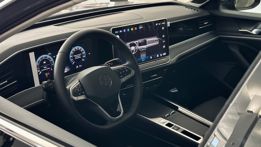 Зображення Новий Passat Elegance 1.5 eTSI