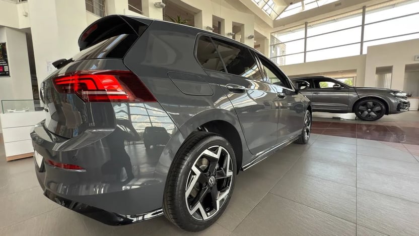 Зображення Golf R-Line 1.4 TSI