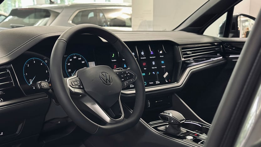 Зображення Touareg Silver 3.0 V6 TFSI