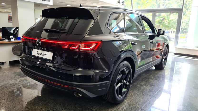 Зображення Touareg Silver 3.0 V6 TFSI