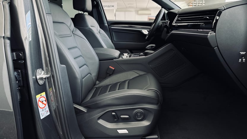 Зображення Touareg Silver 3.0 V6 TDI