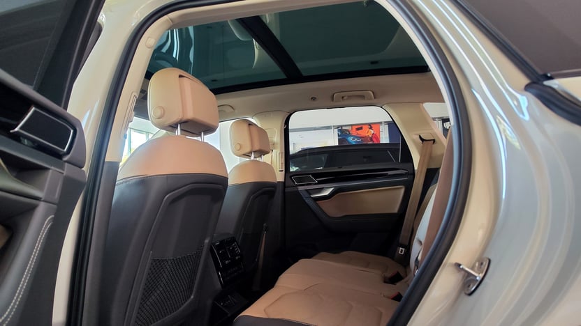 Зображення Touareg R-Line Platinum 3.0 V6 TDI