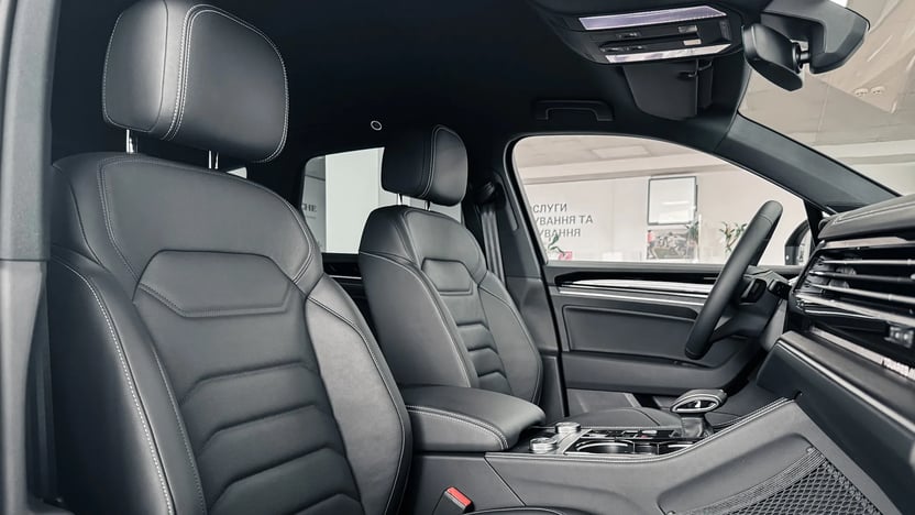 Зображення Touareg Silver 3.0 V6 TFSI