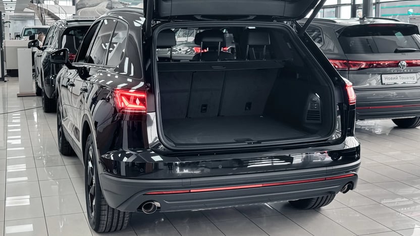 Зображення Touareg Silver 3.0 V6 TFSI