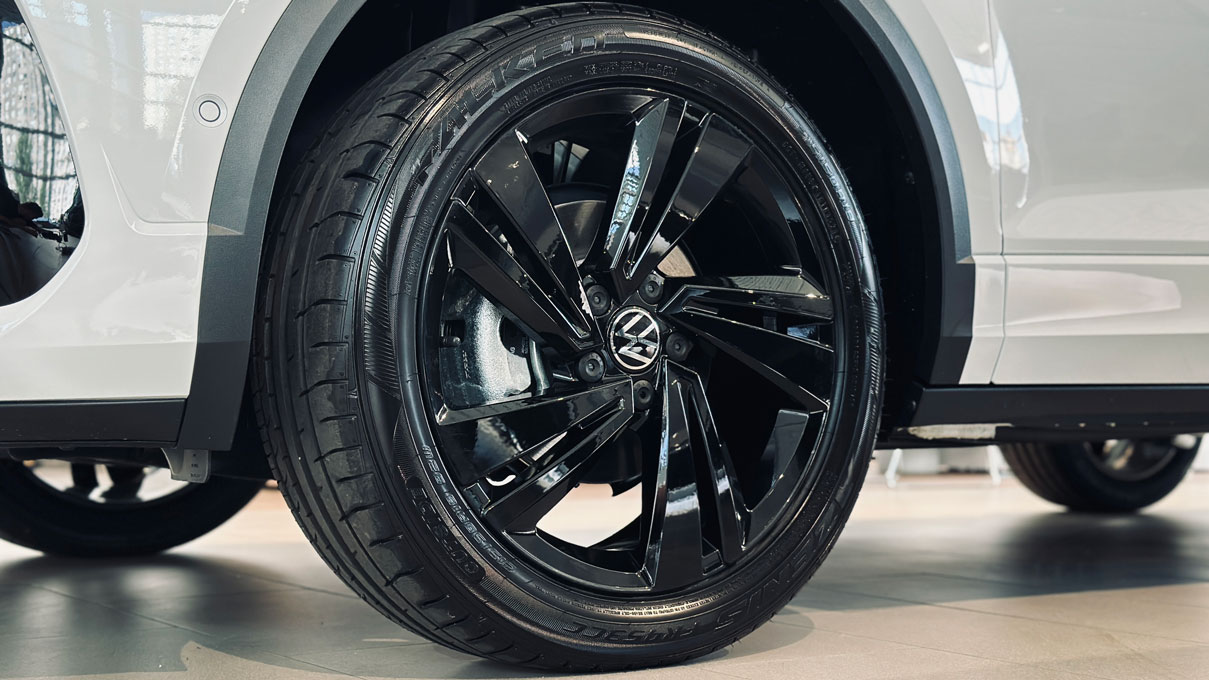 Зображення T-Roc R-Line+ 1.4 TSI