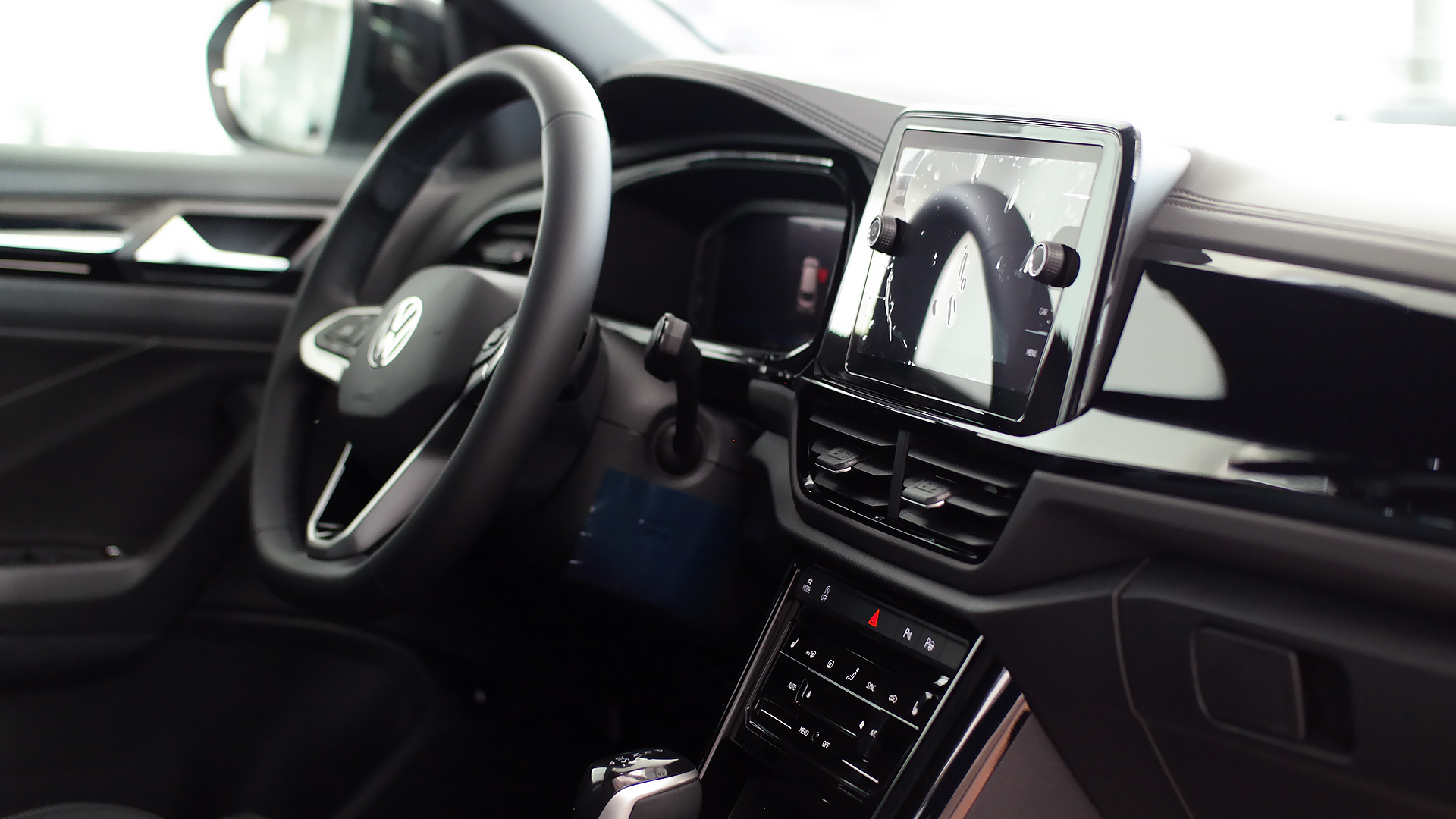 Зображення T-Roc Sport+ 1.4 TSI