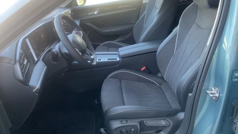 Зображення Новий Passat Business 2.0 TSI