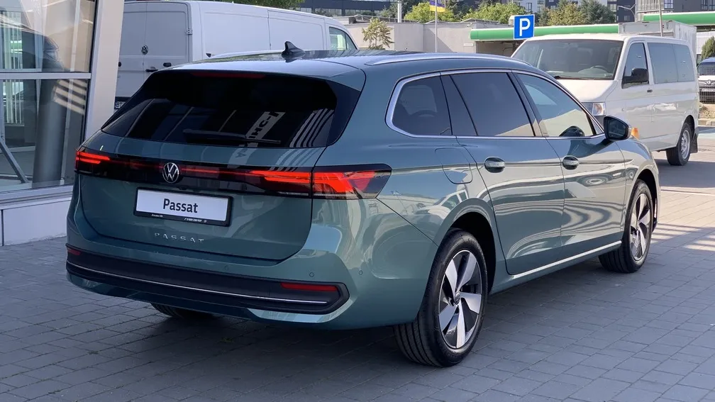 Зображення Новий Passat Business 2.0 TSI