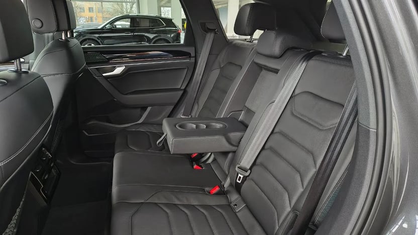 Зображення Touareg Silver 3.0 V6 TDI