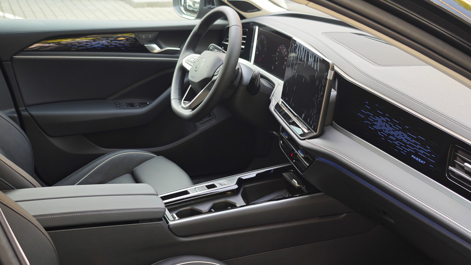 Зображення Новий Passat Elegance 2.0 TSI