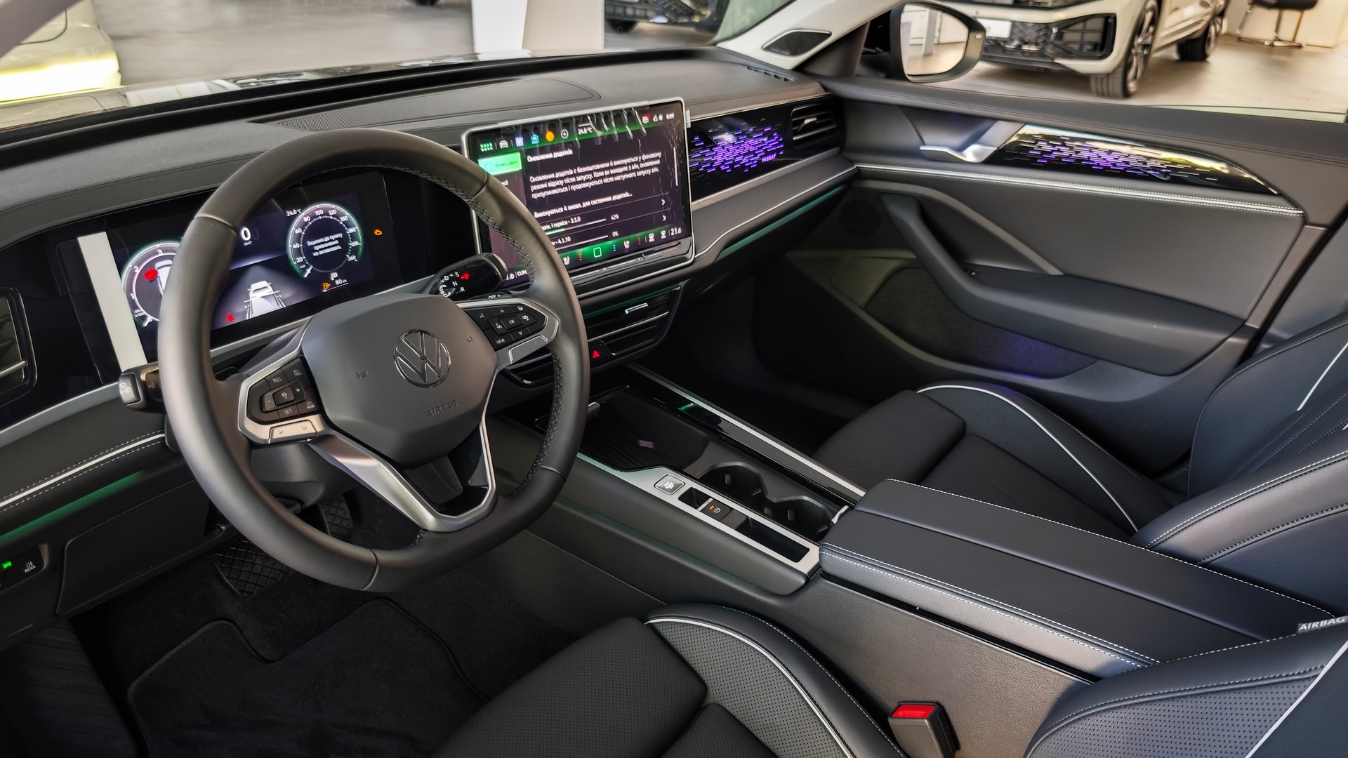 Зображення Новий Passat Elegance 2.0 TSI