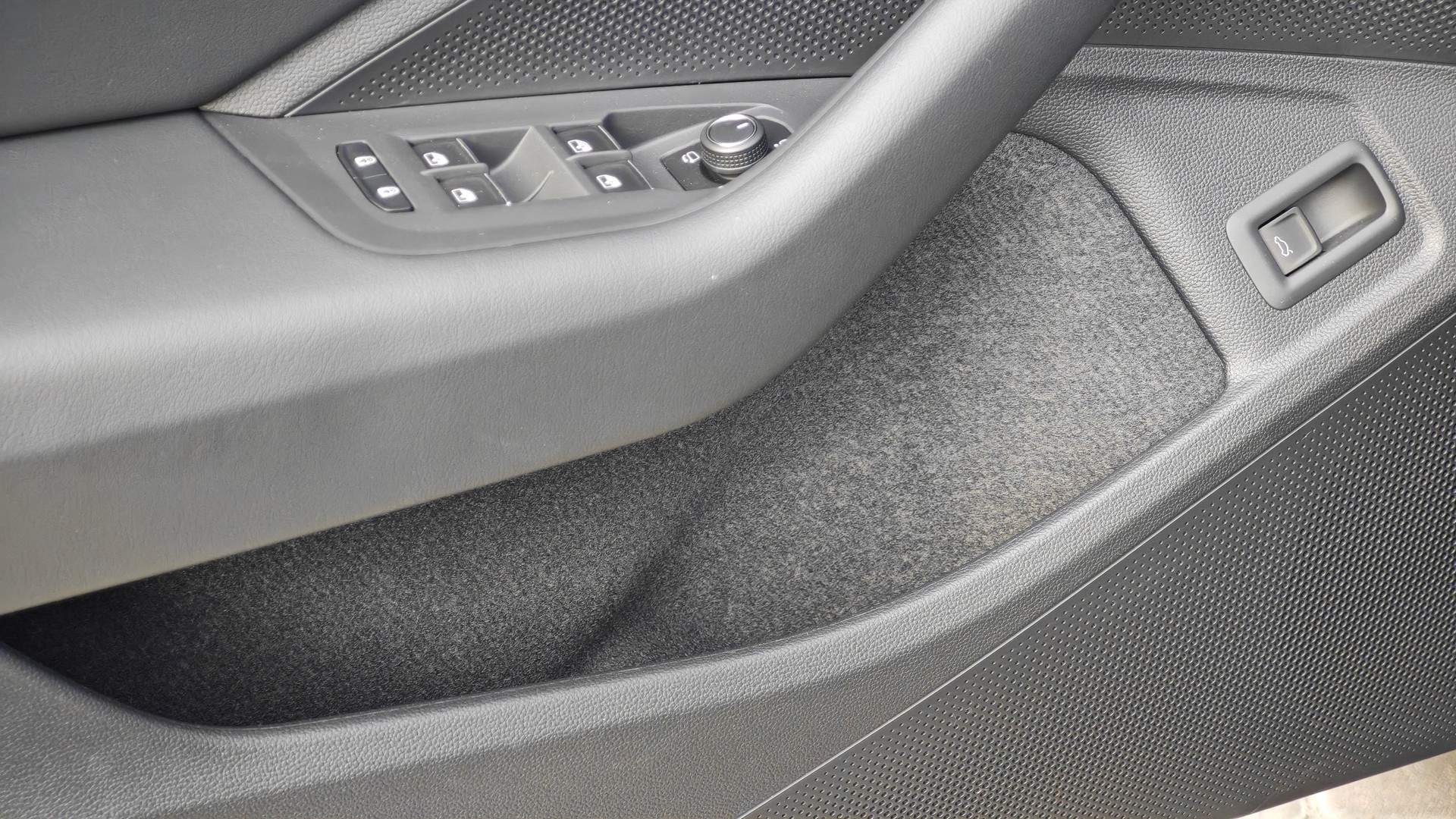 Зображення Новий Passat Elegance 2.0 TSI